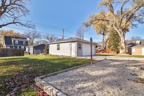 Tiny photo for 526 S Benton Street, Palatine, IL 60067 (MLS # 12531935)