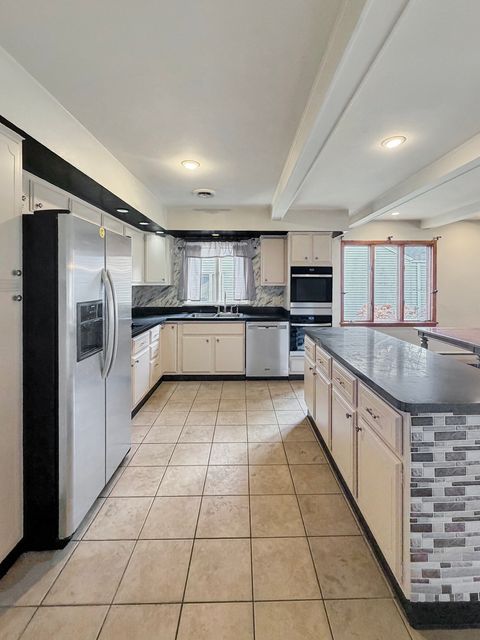 Tiny photo for 1318 Ridgefield Road, Freeport, IL 61032 (MLS # 12597032)