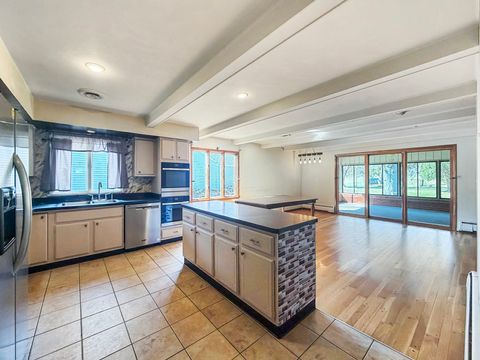 Tiny photo for 1318 Ridgefield Road, Freeport, IL 61032 (MLS # 12597032)