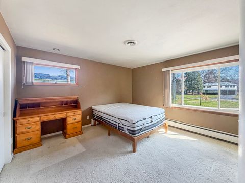 Tiny photo for 1318 Ridgefield Road, Freeport, IL 61032 (MLS # 12597032)