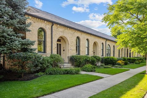 738 Lyster Road Highwood IL 60040