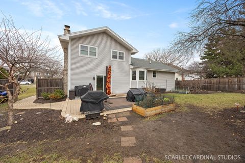 Tiny photo for 525 Chester Court W, Aurora, IL 60504 (MLS # 12584977)