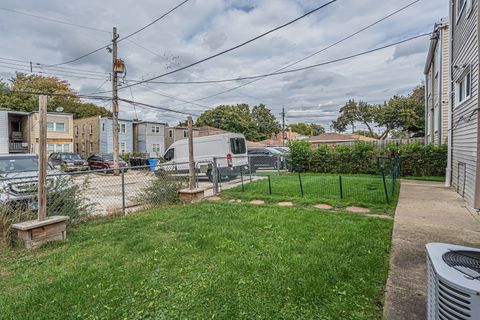 Tiny photo for 2712 W Balmoral Avenue #2E, Chicago, IL 60625 (MLS # 12513839)