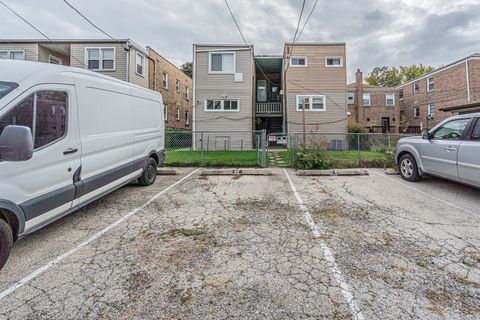 Tiny photo for 2712 W Balmoral Avenue #2E, Chicago, IL 60625 (MLS # 12513839)