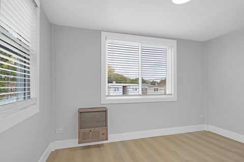 Tiny photo for 2712 W Balmoral Avenue #2E, Chicago, IL 60625 (MLS # 12513839)