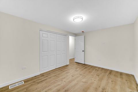 Tiny photo for 519 S Springinsguth Road, Schaumburg, IL 60193 (MLS # 12481545)