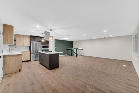 Tiny photo for 519 S Springinsguth Road, Schaumburg, IL 60193 (MLS # 12481545)