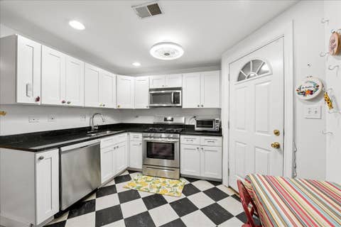 Tiny photo for 3845 W Altgeld Street #G, Chicago, IL 60647 (MLS # 12683149)