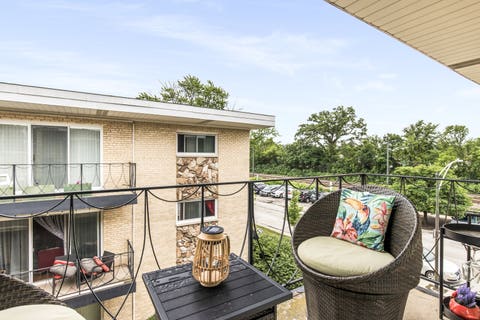 Tiny photo for 6817 N Olmsted Avenue #201, Chicago, IL 60631 (MLS # 12703119)