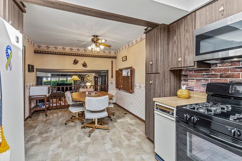 Tiny photo for 12557 S Mason Avenue, Alsip, IL 60803 (MLS # 12482177)