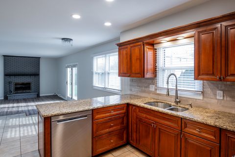 Tiny photo for 5N575 Abilene Trail, Bloomingdale, IL 60108 (MLS # 12615526)