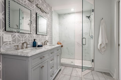 Tiny photo for 1154 S Elmwood Avenue, Oak Park, IL 60304 (MLS # 12751247)