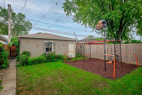 Tiny photo for 1154 S Elmwood Avenue, Oak Park, IL 60304 (MLS # 12751247)