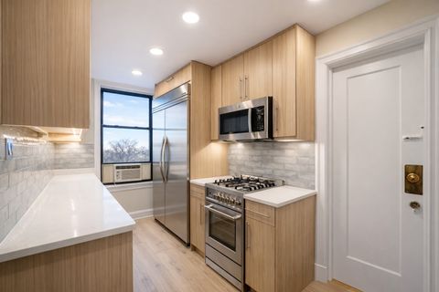 Tiny photo for 1765 E 55th Street #E1, Chicago, IL 60615 (MLS # 12539512)