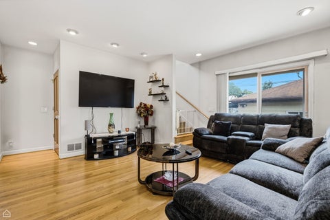 Tiny photo for 7718 W Farragut Avenue, Chicago, IL 60656 (MLS # 12755937)