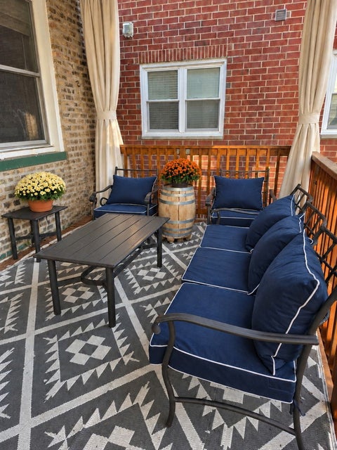 Tiny photo for 1427 W BYRON Street #2, Chicago, IL 60613 (MLS # 12794477)