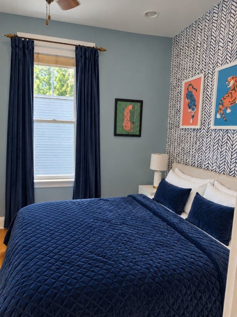 Tiny photo for 1427 W BYRON Street #2, Chicago, IL 60613 (MLS # 12794477)