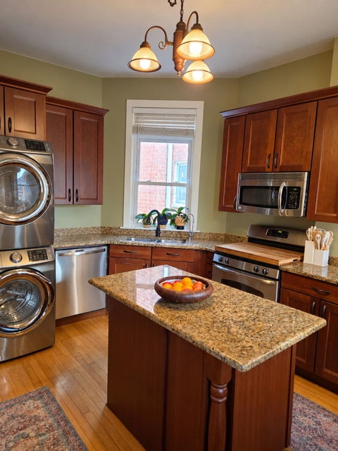 Tiny photo for 1427 W BYRON Street #2, Chicago, IL 60613 (MLS # 12794477)