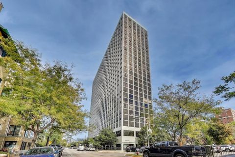 Tiny photo for 4343 N Clarendon Avenue #1814, Chicago, IL 60613 (MLS # 12486981)