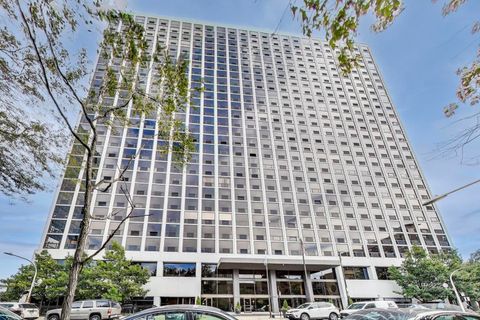 Tiny photo for 4343 N Clarendon Avenue #1814, Chicago, IL 60613 (MLS # 12486981)