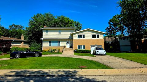 Tiny photo for 517 Appletree Lane, Deerfield, IL 60015 (MLS # 12457329)