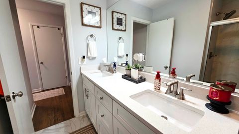 Tiny photo for 517 Appletree Lane, Deerfield, IL 60015 (MLS # 12457329)