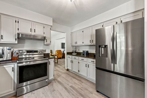 Tiny photo for 1162 Butler Road, Rockford, IL 61108 (MLS # 12488810)