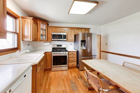 Tiny photo for 507 Ridgewood Lane, Buffalo Grove, IL 60089 (MLS # 12606232)