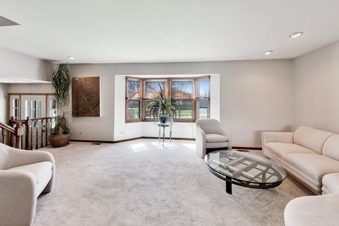 Tiny photo for 507 Ridgewood Lane, Buffalo Grove, IL 60089 (MLS # 12606232)