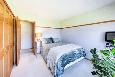 Tiny photo for 507 Ridgewood Lane, Buffalo Grove, IL 60089 (MLS # 12606232)