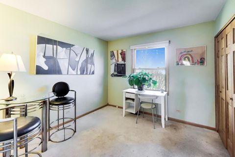 Tiny photo for 507 Ridgewood Lane, Buffalo Grove, IL 60089 (MLS # 12606232)