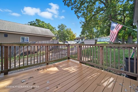 Tiny photo for 706 W Pheasant Trail, McHenry, IL 60051 (MLS # 12486826)