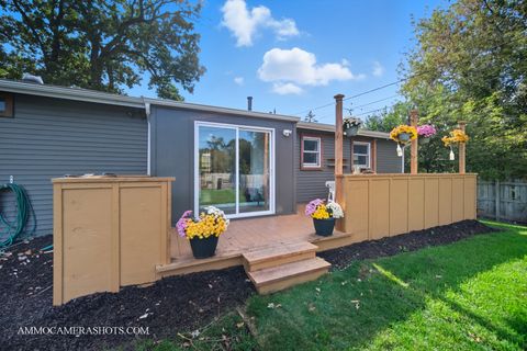 Tiny photo for 706 W Pheasant Trail, McHenry, IL 60051 (MLS # 12486826)