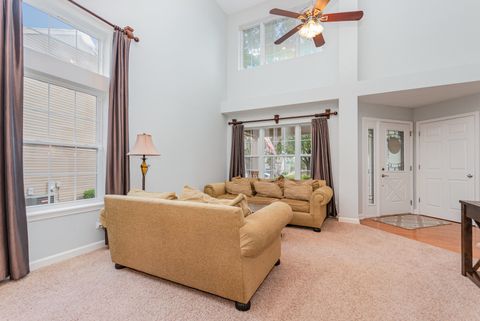 Tiny photo for 1024 N Camden Lane, South Elgin, IL 60177 (MLS # 12585978)