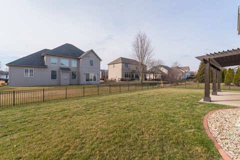 Tiny photo for 2807 Vrooman Court, Bloomington, IL 61704 (MLS # 12557847)