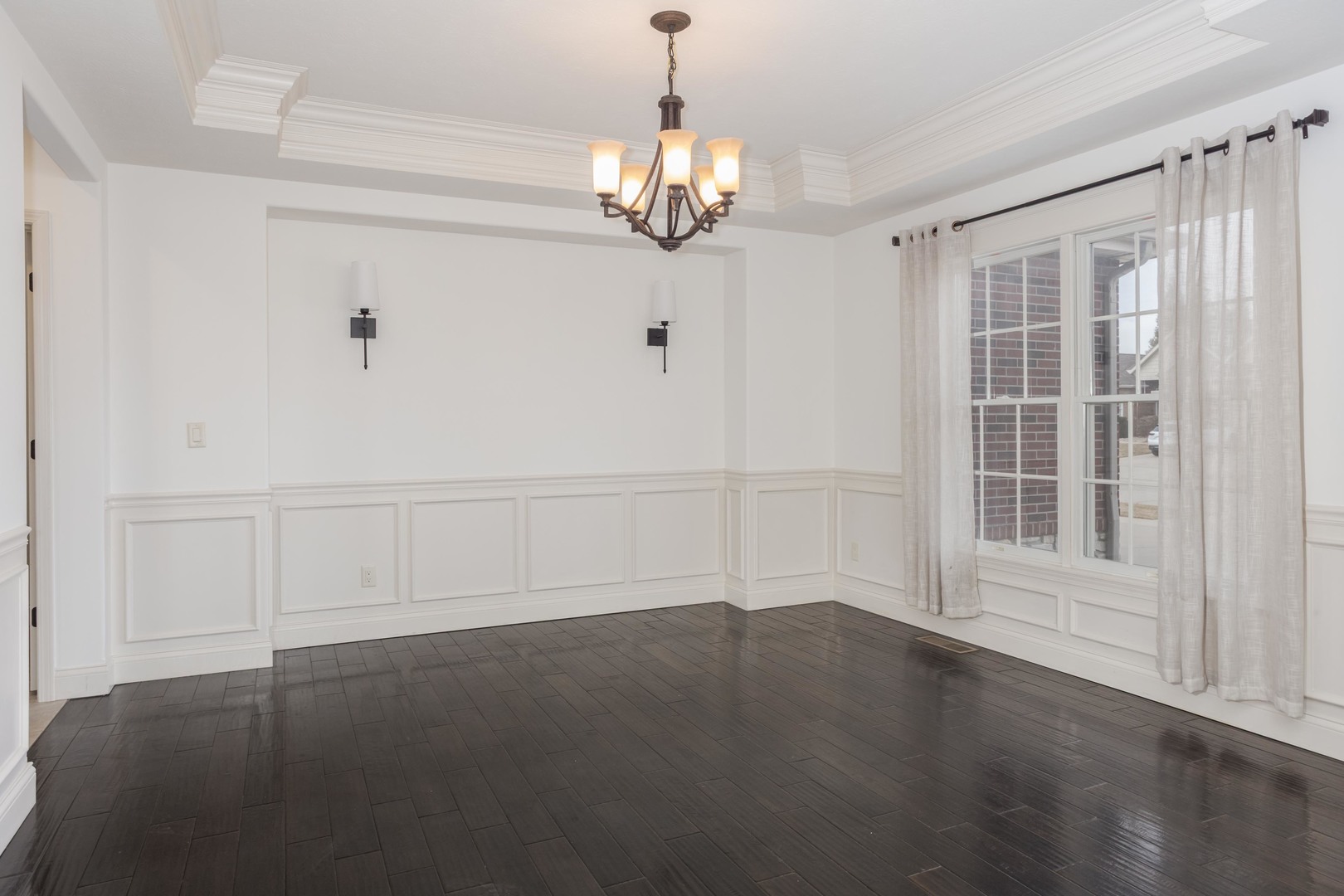 2807 Vrooman Court