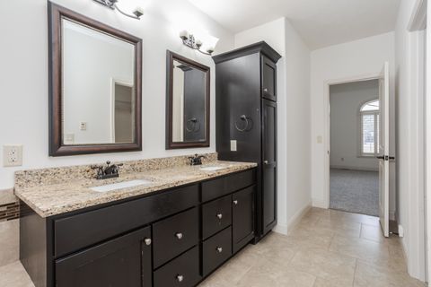 Tiny photo for 2807 Vrooman Court, Bloomington, IL 61704 (MLS # 12557847)