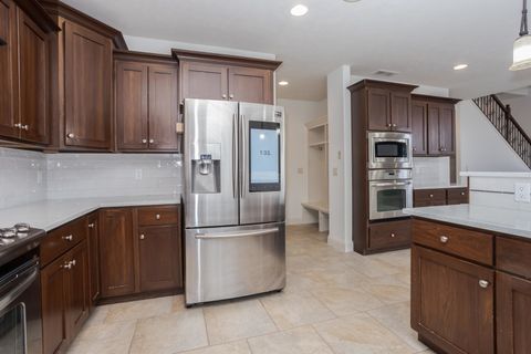 Tiny photo for 2807 Vrooman Court, Bloomington, IL 61704 (MLS # 12557847)