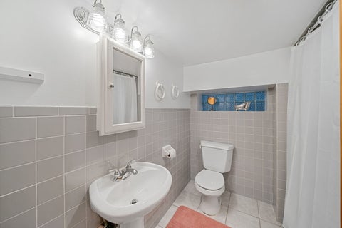 Tiny photo for 2617 W Lunt Avenue, Chicago, IL 60645 (MLS # 12711179)