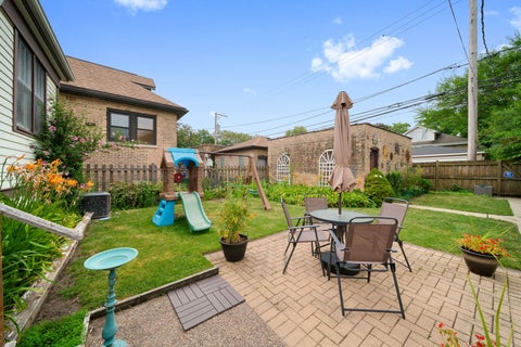 Tiny photo for 2617 W Lunt Avenue, Chicago, IL 60645 (MLS # 12711179)