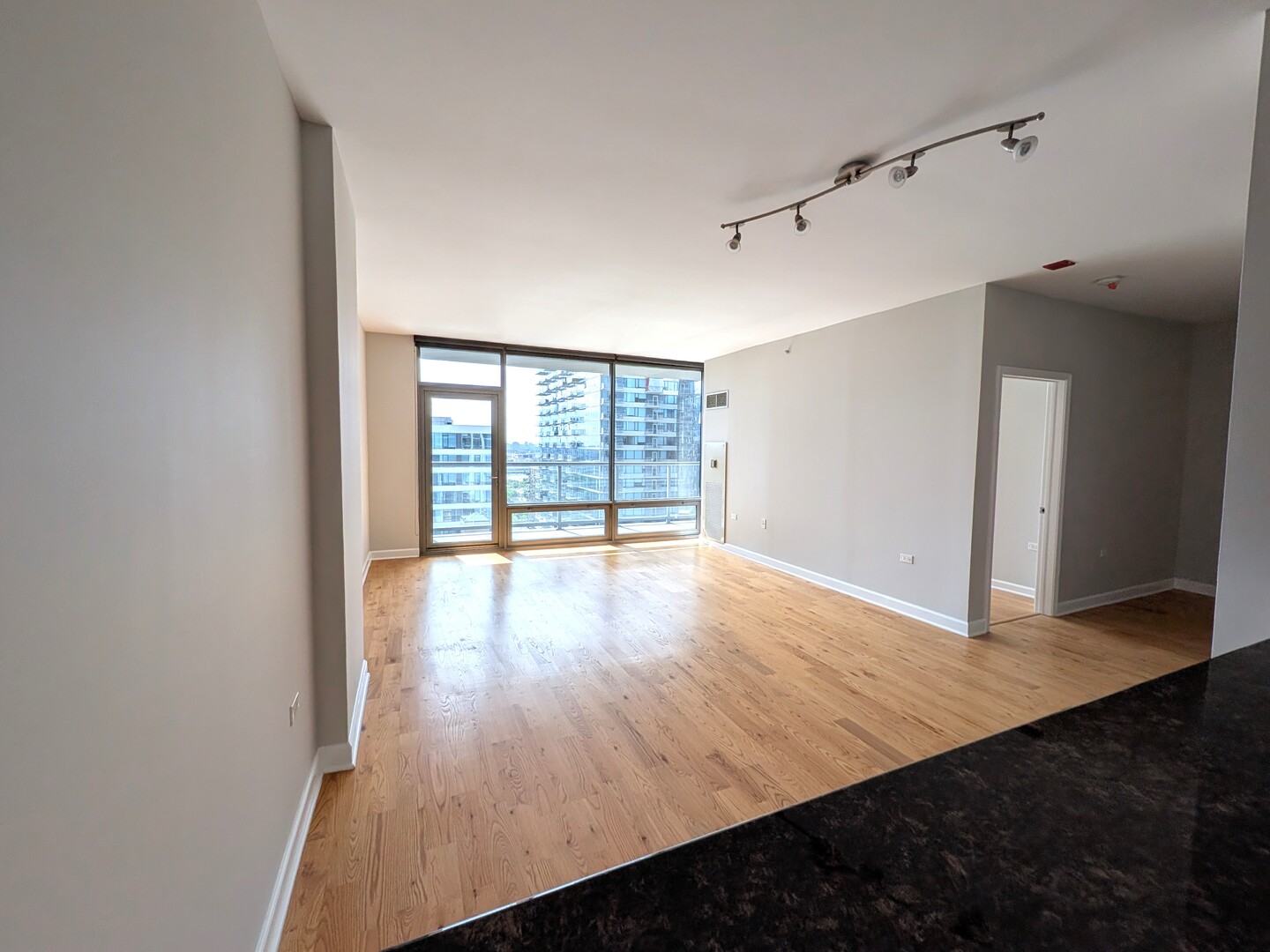 100 E 14th Street 1508