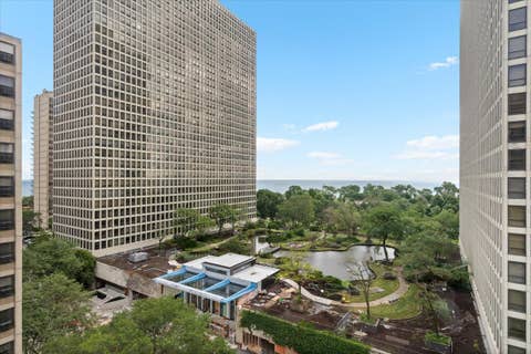 Tiny photo for 5050 S East End Avenue #10C, Chicago, IL 60615 (MLS # 12730333)