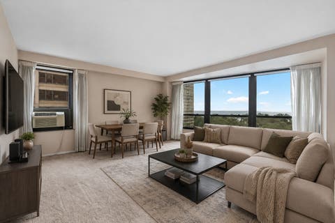 Tiny photo for 5050 S East End Avenue #10C, Chicago, IL 60615 (MLS # 12730333)