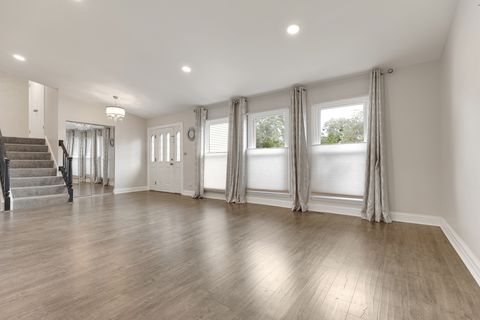 Tiny photo for 1520 S Elizabeth Street, Lombard, IL 60148 (MLS # 12458847)
