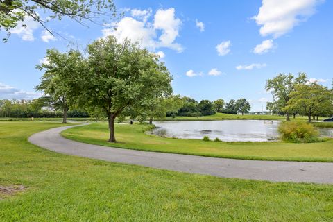 Tiny photo for 1520 S Elizabeth Street, Lombard, IL 60148 (MLS # 12458847)