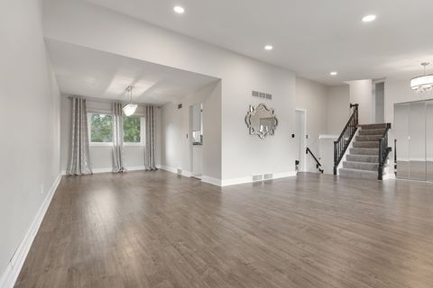 Tiny photo for 1520 S Elizabeth Street, Lombard, IL 60148 (MLS # 12458847)