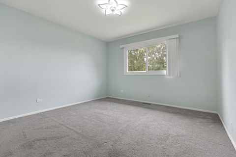 Tiny photo for 1520 S Elizabeth Street, Lombard, IL 60148 (MLS # 12458847)
