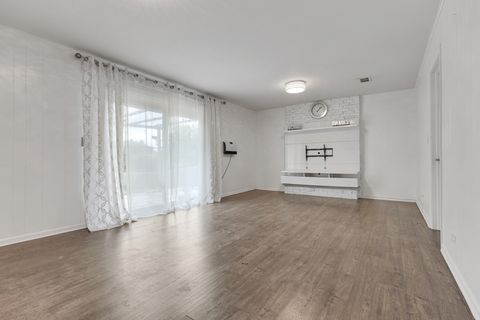 Tiny photo for 1520 S Elizabeth Street, Lombard, IL 60148 (MLS # 12458847)