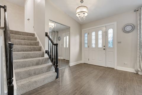 Tiny photo for 1520 S Elizabeth Street, Lombard, IL 60148 (MLS # 12458847)