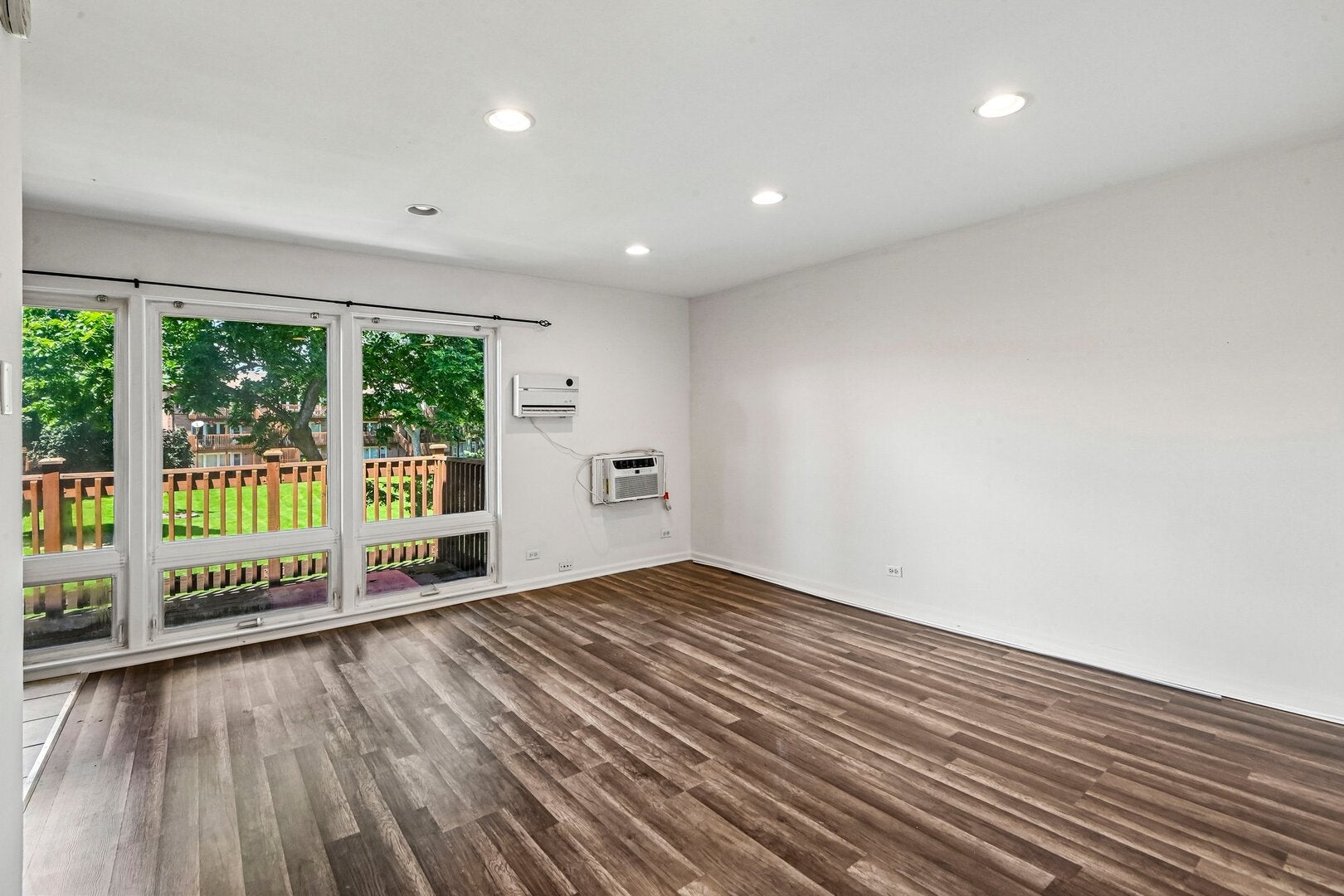 2220 Arbor Circle 25